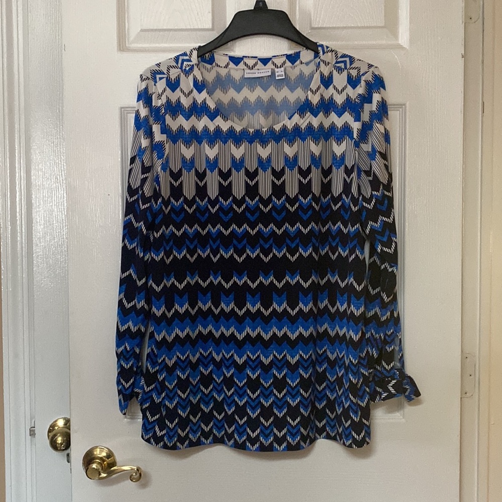 Susan Graver QVC Navy Blue Chevron Print Tunic Blouse Top - Picture 2 of 7